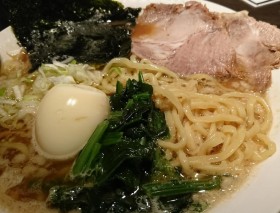 横浜家系ラーメン特盛